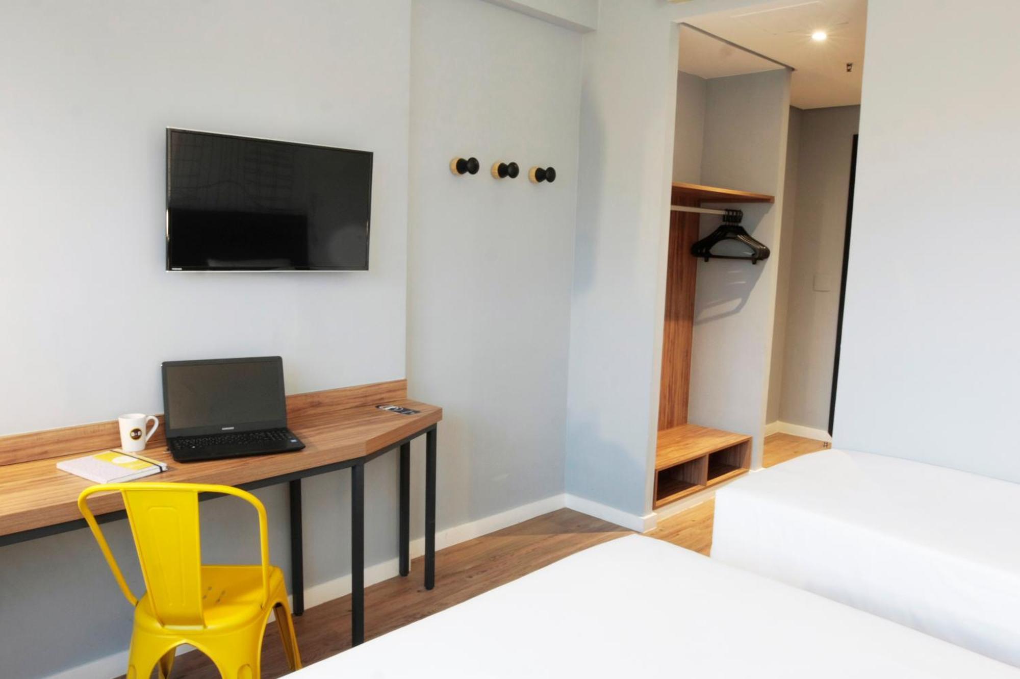 B&B Hotel Sao Jose Dos Campos Room photo